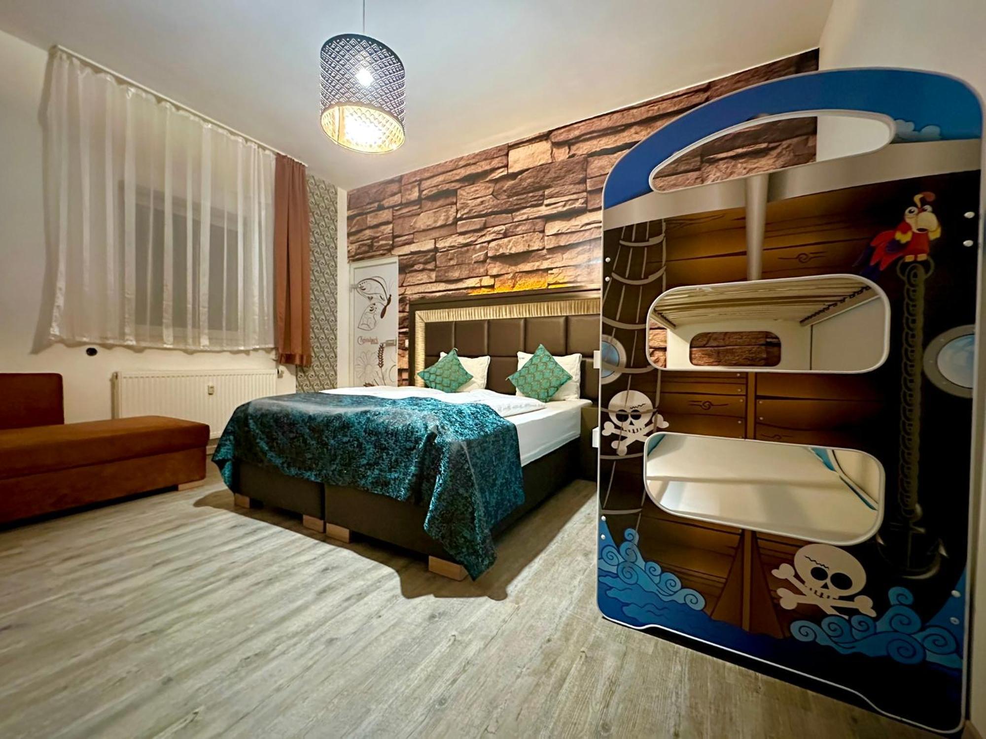 Pension Kristalpark Guenzburg Luaran gambar