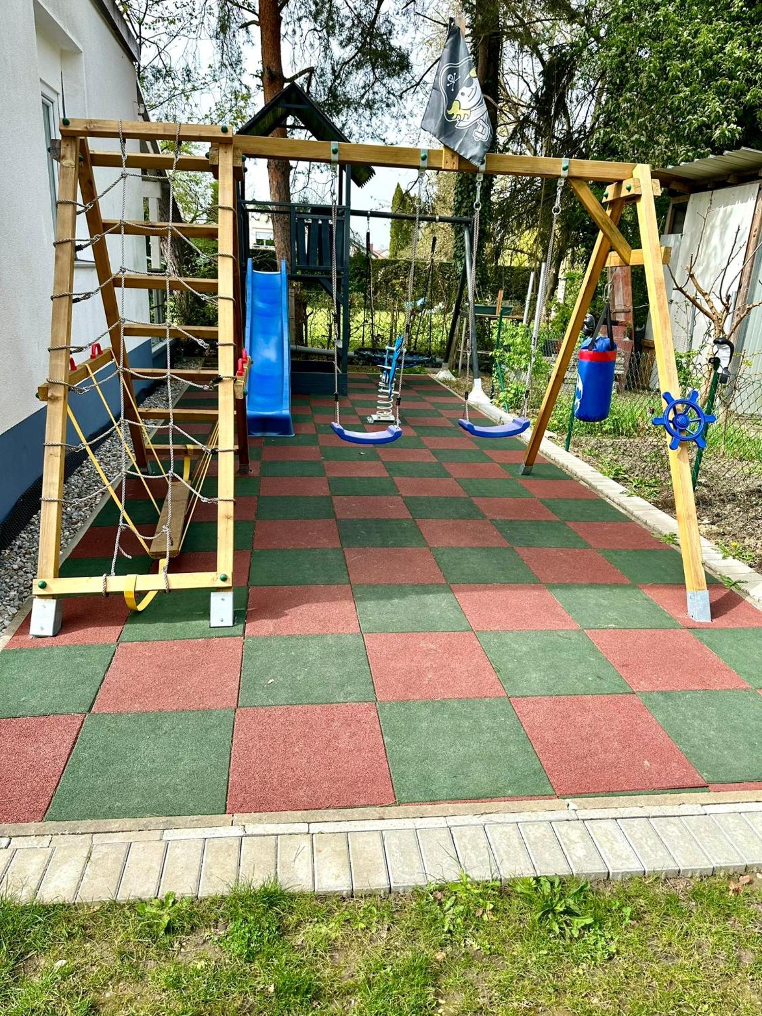 Pension Kristalpark Guenzburg Luaran gambar